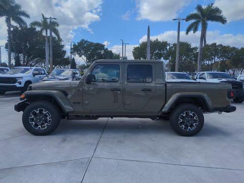 2026 Jeep Gladiator Sahara 4x4