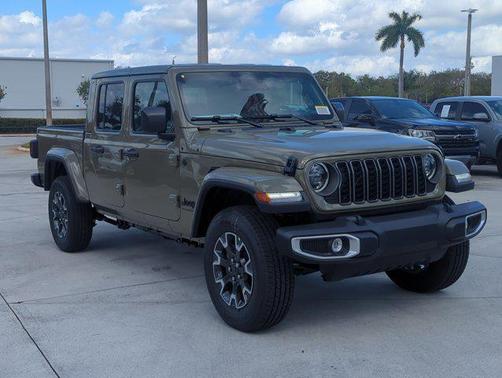 2026 Jeep Gladiator Sahara 4x4