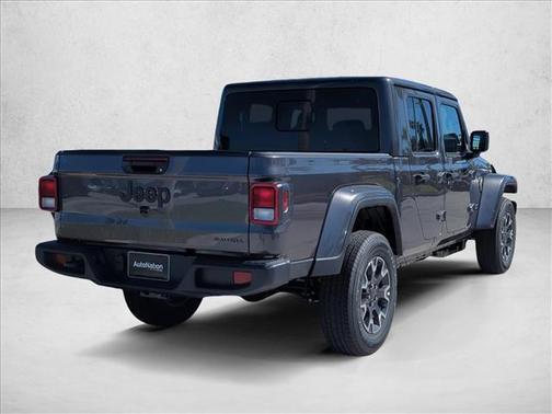 2026 Jeep Gladiator Sahara 4x4
