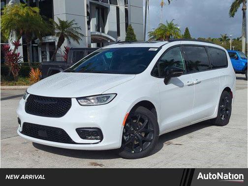 2026 Chrysler Pacifica Limited