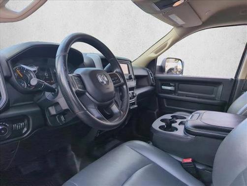 2019 RAM 3500 Tradesman Crew Cab 4x2 8' Box