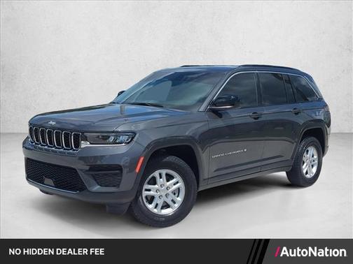 Baltic Gray Metallic Clearcoat 2025 Jeep Grand Cherokee Laredo