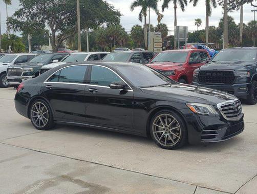 Obsidian Black Metallic 2018 Mercedes-Benz S-Class 4MATIC