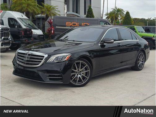 Obsidian Black Metallic 2018 Mercedes-Benz S-Class 4MATIC