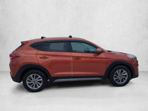 Sedona Sunset 2017 Hyundai TUCSON SE