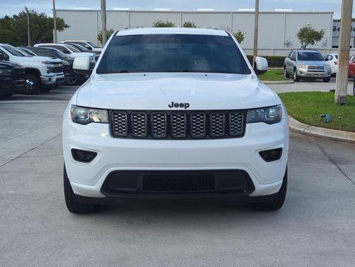 2020 Jeep Grand Cherokee Altitude