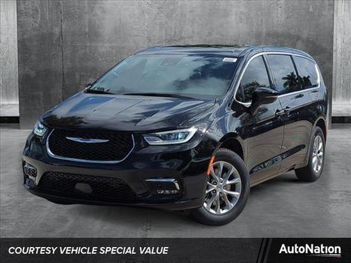 2025 Chrysler Pacifica L