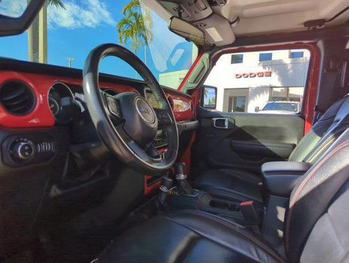 2022 Jeep Gladiator Sport S