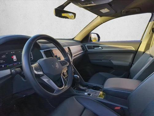 2023 Volkswagen Atlas Cross Sport 3.6L V6 SE w/Technology