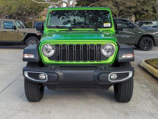 2026 Jeep Gladiator Sport