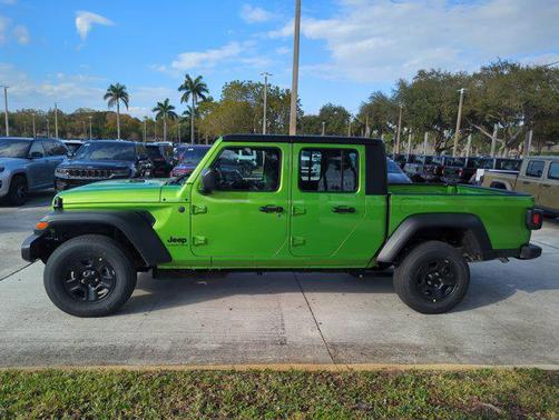 2026 Jeep Gladiator Sport