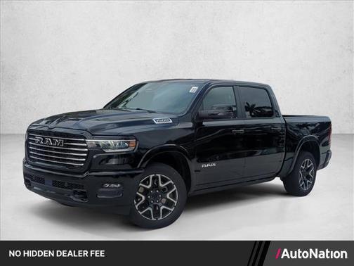 Diamond Black Crystal Pearlcoat 2026 RAM 1500 Laramie