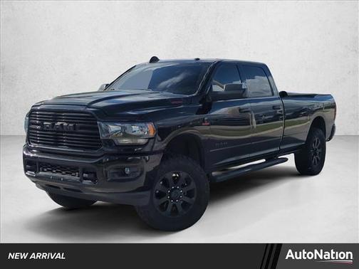 2020 RAM 3500 Big Horn Crew Cab 4x4 8' Box