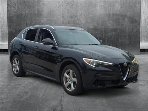 2018 Alfa Romeo Stelvio Base