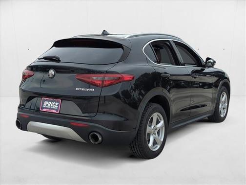 2018 Alfa Romeo Stelvio Base