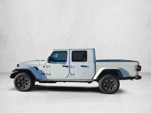 2026 Jeep Gladiator Sahara 4x4