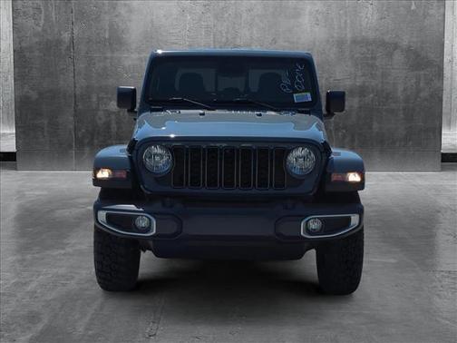 2025 Jeep Gladiator High Tide