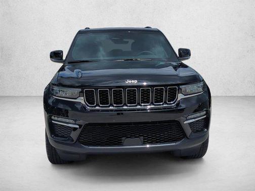 Diamond Black Crystal Pearlcoat 2025 Jeep Grand Cherokee Limited