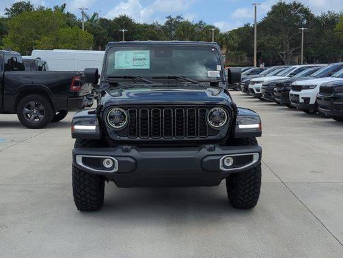 2025 Jeep Gladiator High Tide