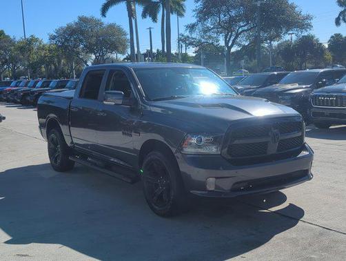 2017 RAM 1500 Night Crew Cab 4x4 5'7' Box