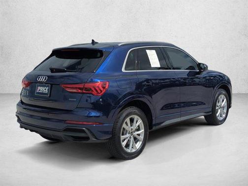 Navarra Blue Metallic 2025 Audi Q3 Premium 45 TFSI S line quattro Tiptronic
