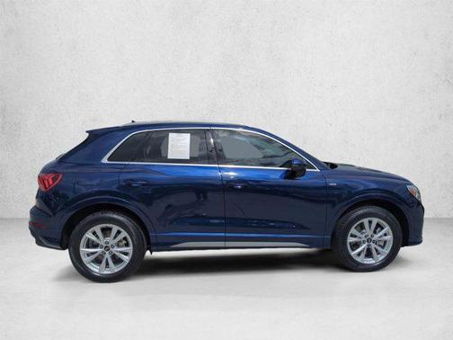Navarra Blue Metallic 2025 Audi Q3 Premium 45 TFSI S line quattro Tiptronic