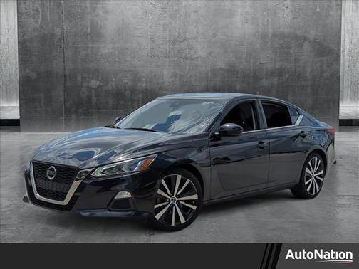 2020 Nissan Altima SR FWD