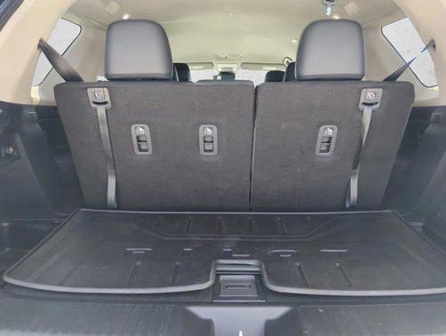 Crystal Black Pearl 2024 Honda Pilot EX-L 7 Passenger