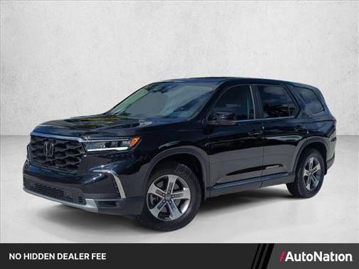 Crystal Black Pearl 2024 Honda Pilot EX-L 7 Passenger