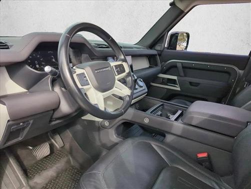 2021 Land Rover Defender 110 SE
