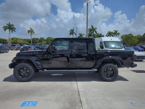 2025 Jeep Gladiator High Tide