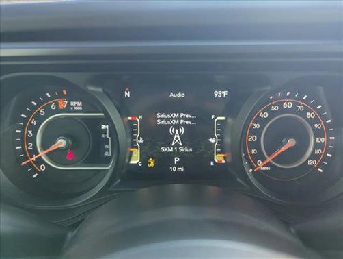 2026 Jeep Gladiator Sahara 4x4