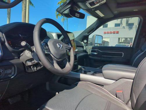 2026 RAM 2500 Laramie Crew Cab 4x4 6'4' Box