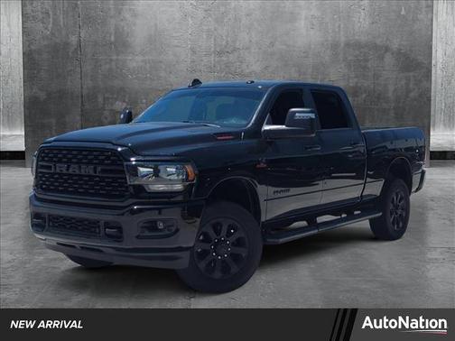 2023 RAM 2500 Big Horn Crew Cab 4x4 6'4' Box