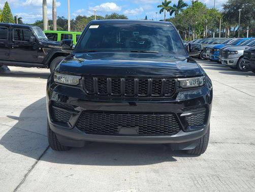 2025 Jeep Grand Cherokee Altitude