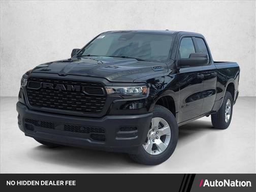 Diamond Black Crystal Pearlcoat 2026 RAM 1500 Tradesman