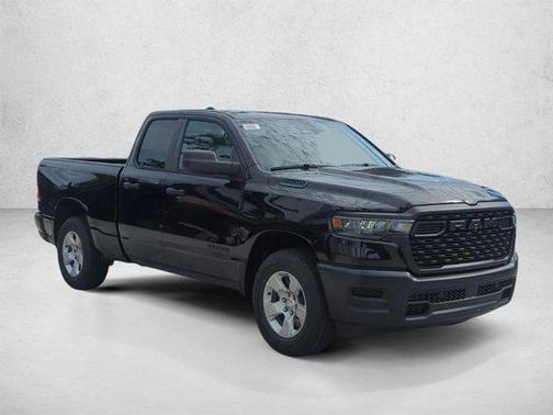 Diamond Black Crystal Pearlcoat 2026 RAM 1500 Tradesman