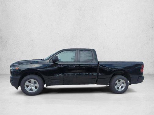 Diamond Black Crystal Pearlcoat 2026 RAM 1500 Tradesman