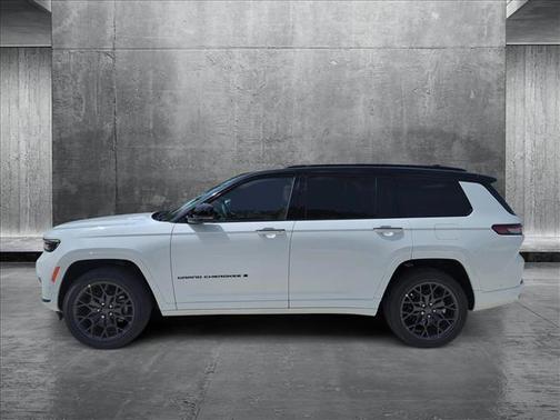2025 Jeep Grand Cherokee L Summit