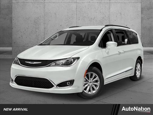 2019 Chrysler Pacifica Touring-L Plus