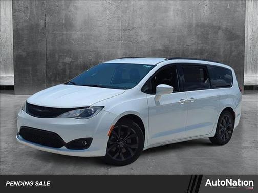 2019 Chrysler Pacifica Touring-L Plus