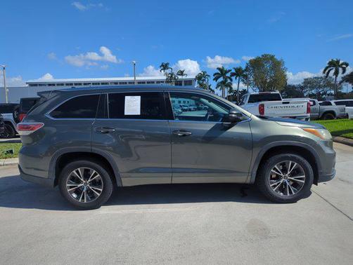 2016 Toyota Highlander XLE