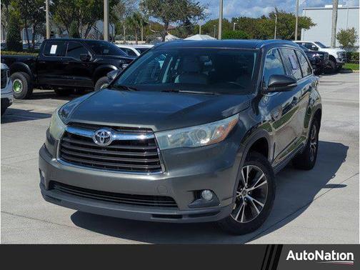 2016 Toyota Highlander XLE