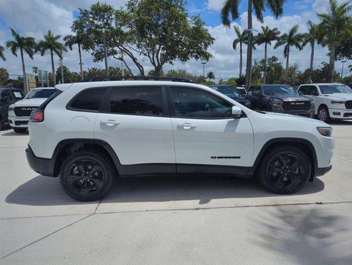 Bright White Clearcoat 2020 Jeep Cherokee Altitude