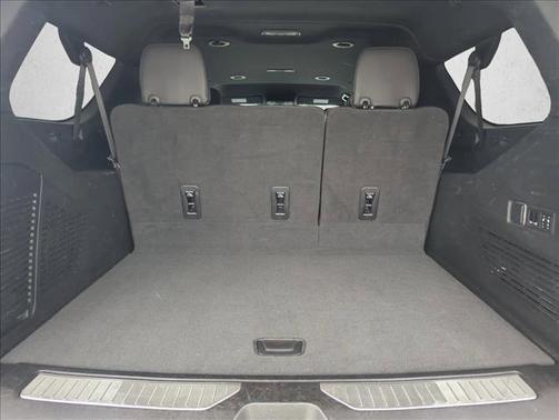 Dark Ash Metallic 2023 Chevrolet Suburban Premier