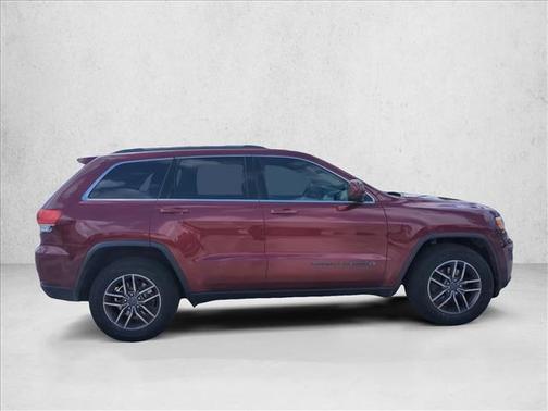 2019 Jeep Grand Cherokee Laredo