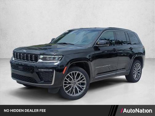 Diamond Black Crystal Pearlcoat 2026 Jeep Grand Cherokee Summit