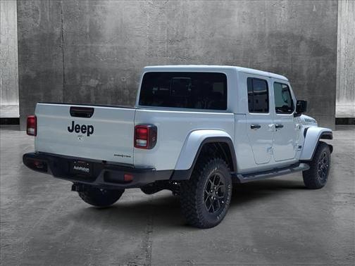 2025 Jeep Gladiator High Tide