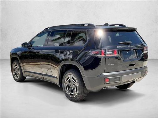 Diamond Black Crystal Pearlcoat 2026 Jeep Cherokee Limited