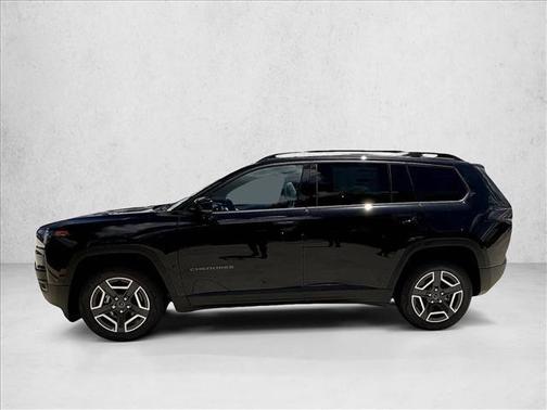 Diamond Black Crystal Pearlcoat 2026 Jeep Cherokee Limited